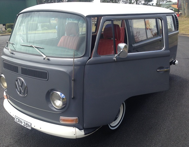 1971 Kombi Lowlight - frontside